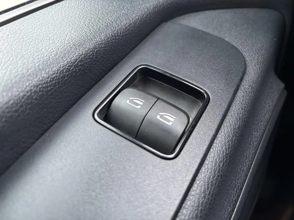 211 1.9 CDI L2H2 FWD*ECC*CAMERA*3PERSOONS*TEL*