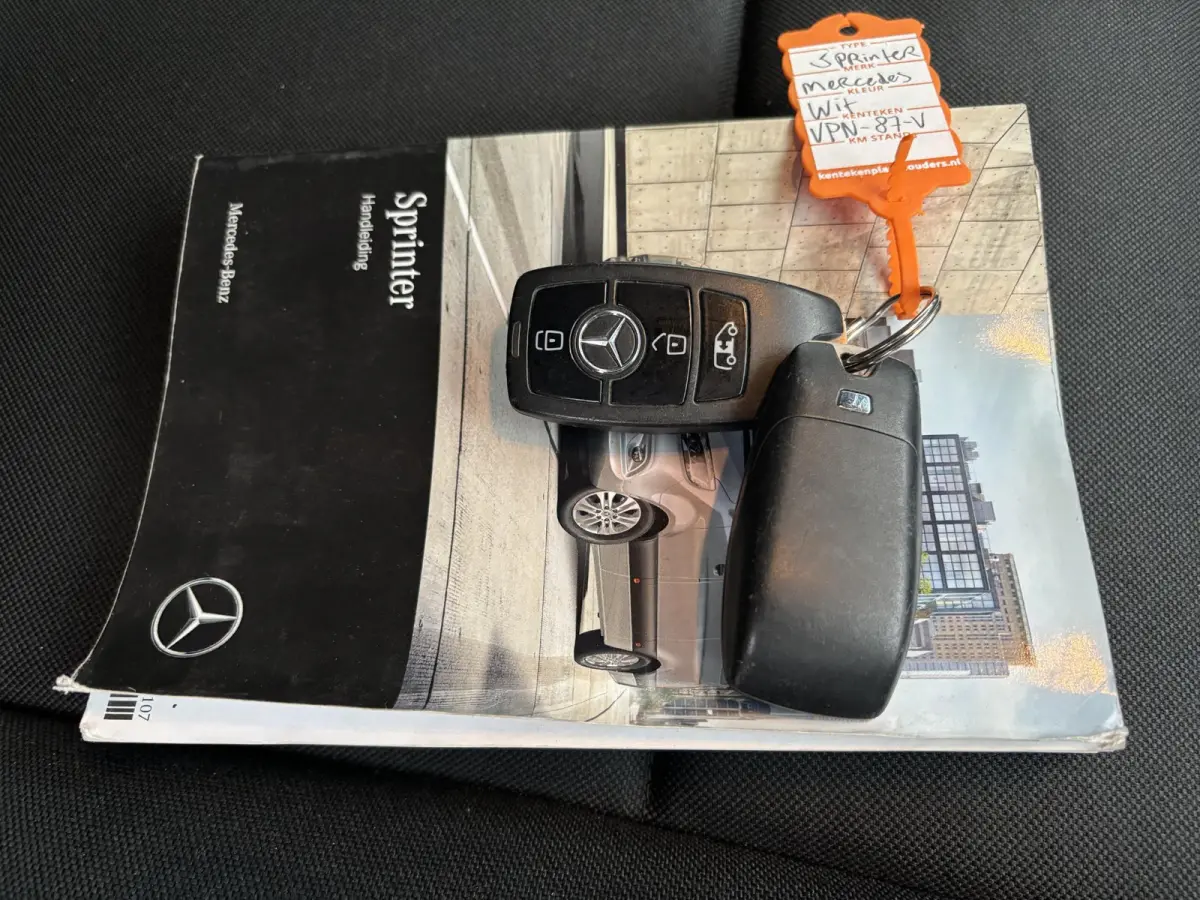211 1.9 CDI L2H2 FWD*ECC*CAMERA*3PERSOONS*TEL*