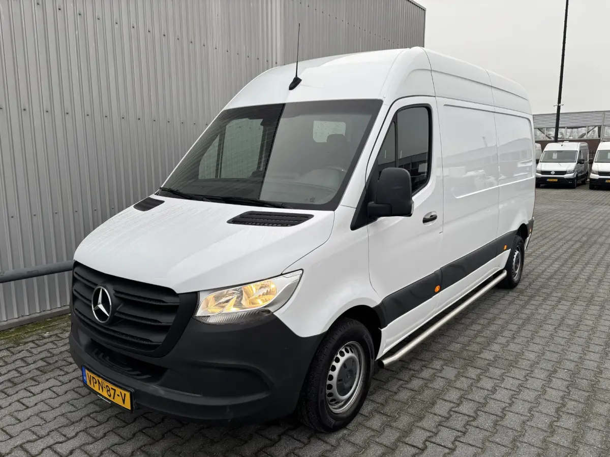 211 1.9 CDI L2H2 FWD*ECC*CAMERA*3PERSOONS*TEL*