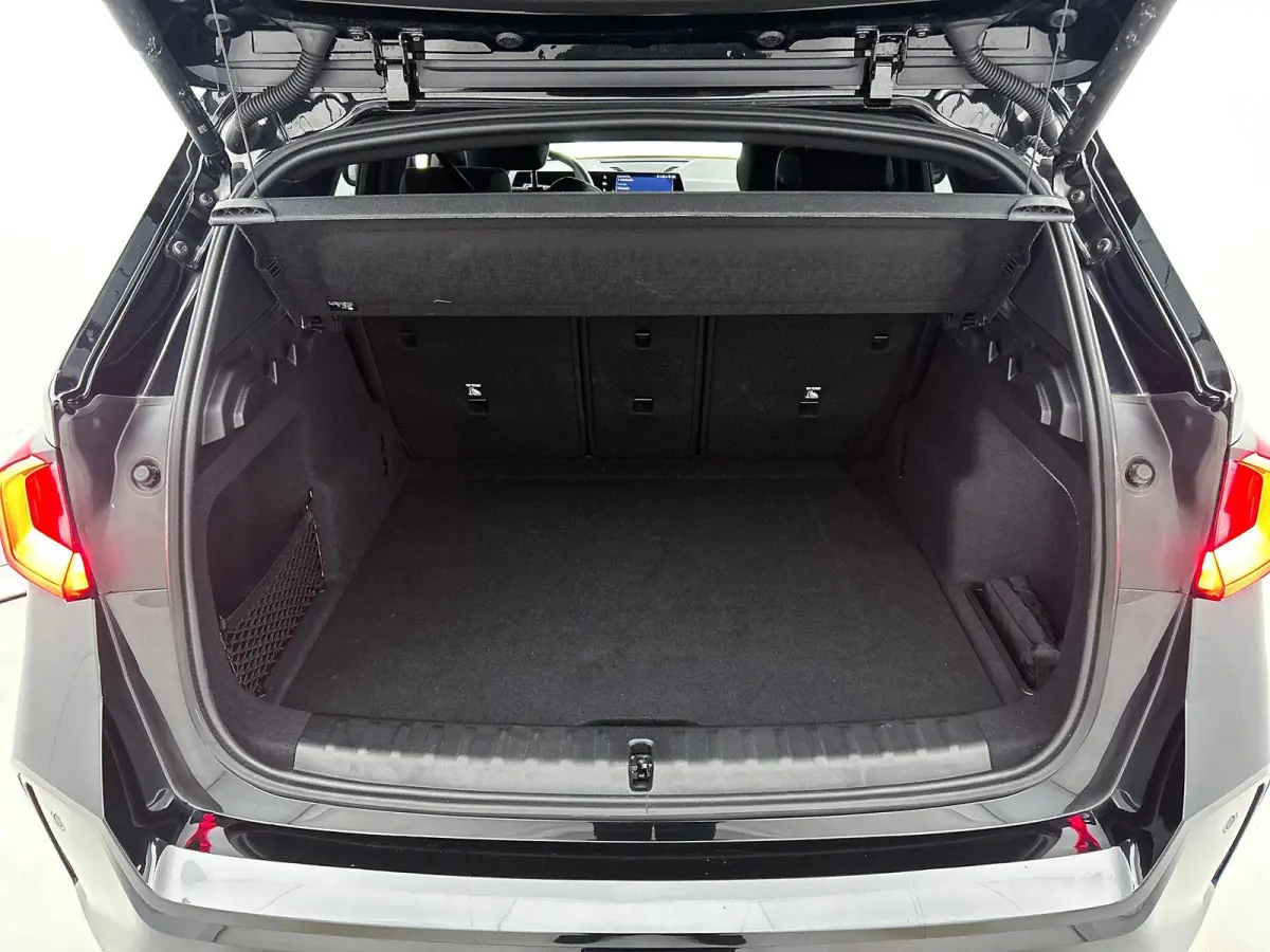 sDrive18i M-SPORT | SHADOW-LINE | CARPLAY | CAMERA