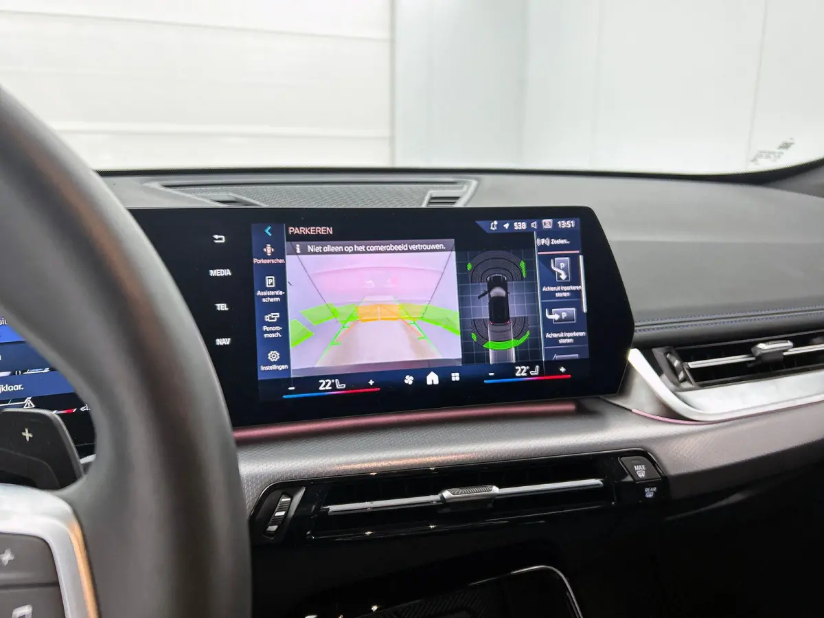 sDrive18i M-SPORT | SHADOW-LINE | CARPLAY | CAMERA