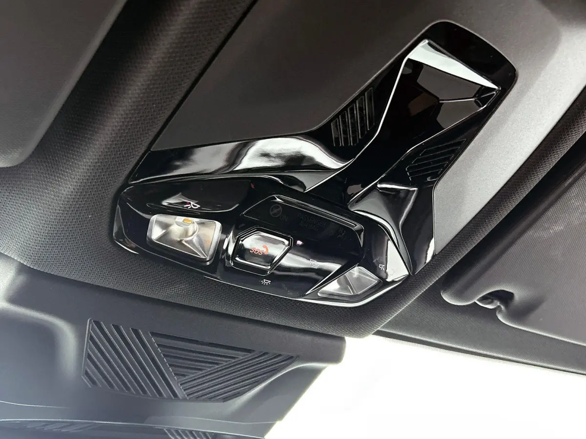 sDrive18i M-SPORT | SHADOW-LINE | CARPLAY | CAMERA