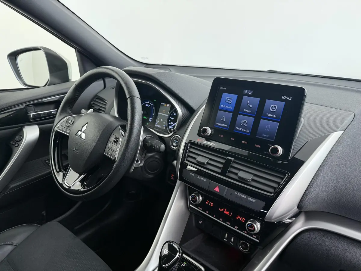 Plus Select Hybrid 4WD | Stuur-, voorruit & Stoelverw. (voor+achter) | Half leder |