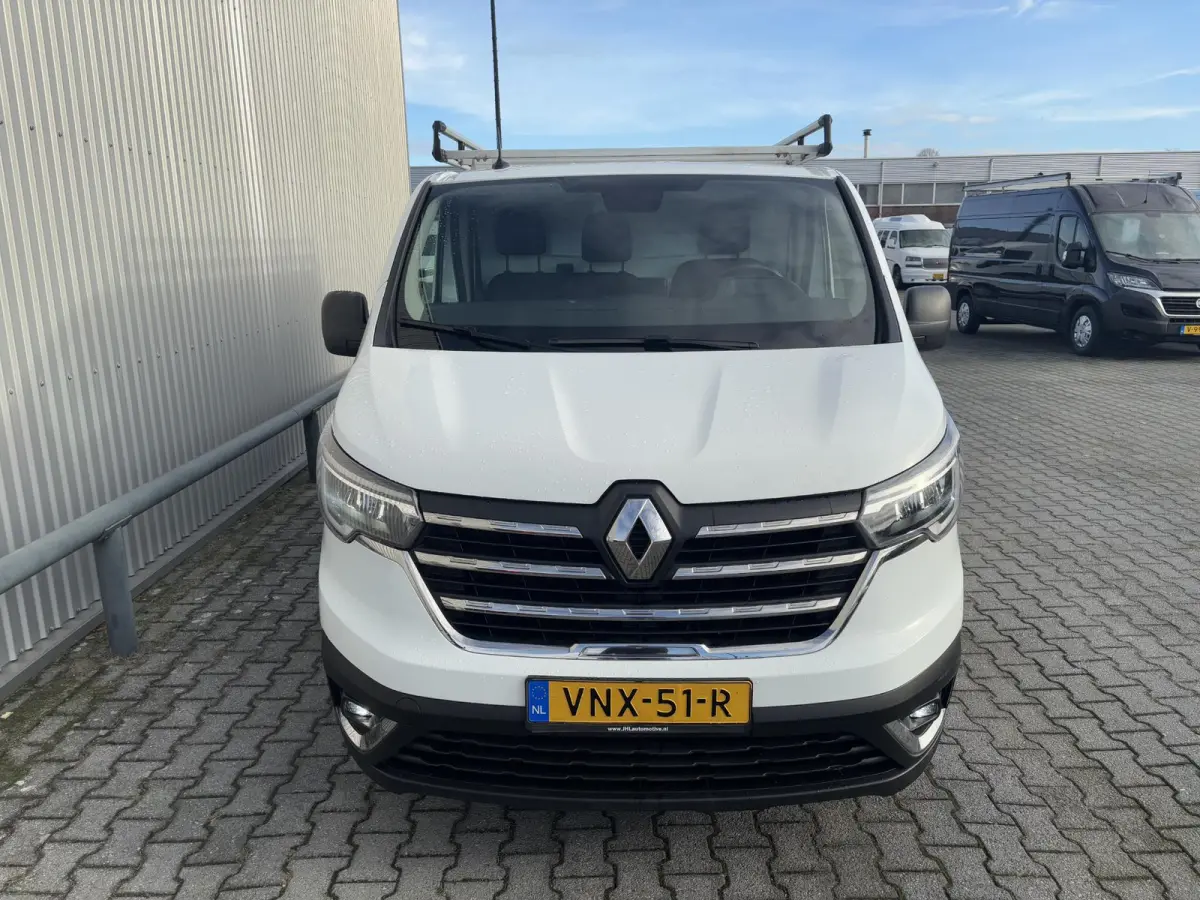 2.0 dCi 110 T30 L2H1*A/C*CRUISE*NAV*HAAK*3PERS*TEL