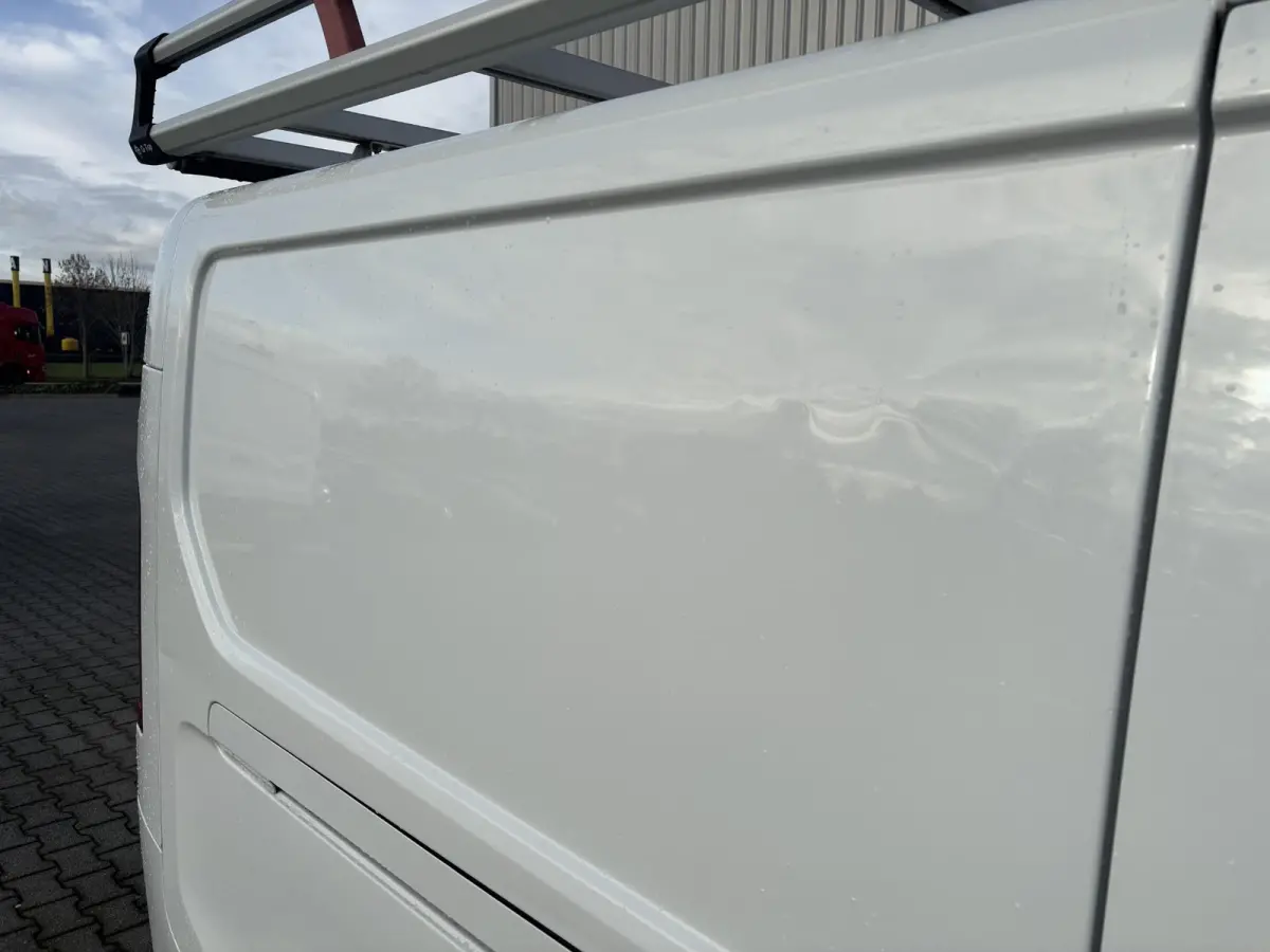 2.0 dCi 110 T30 L2H1*A/C*CRUISE*NAV*HAAK*3PERS*TEL