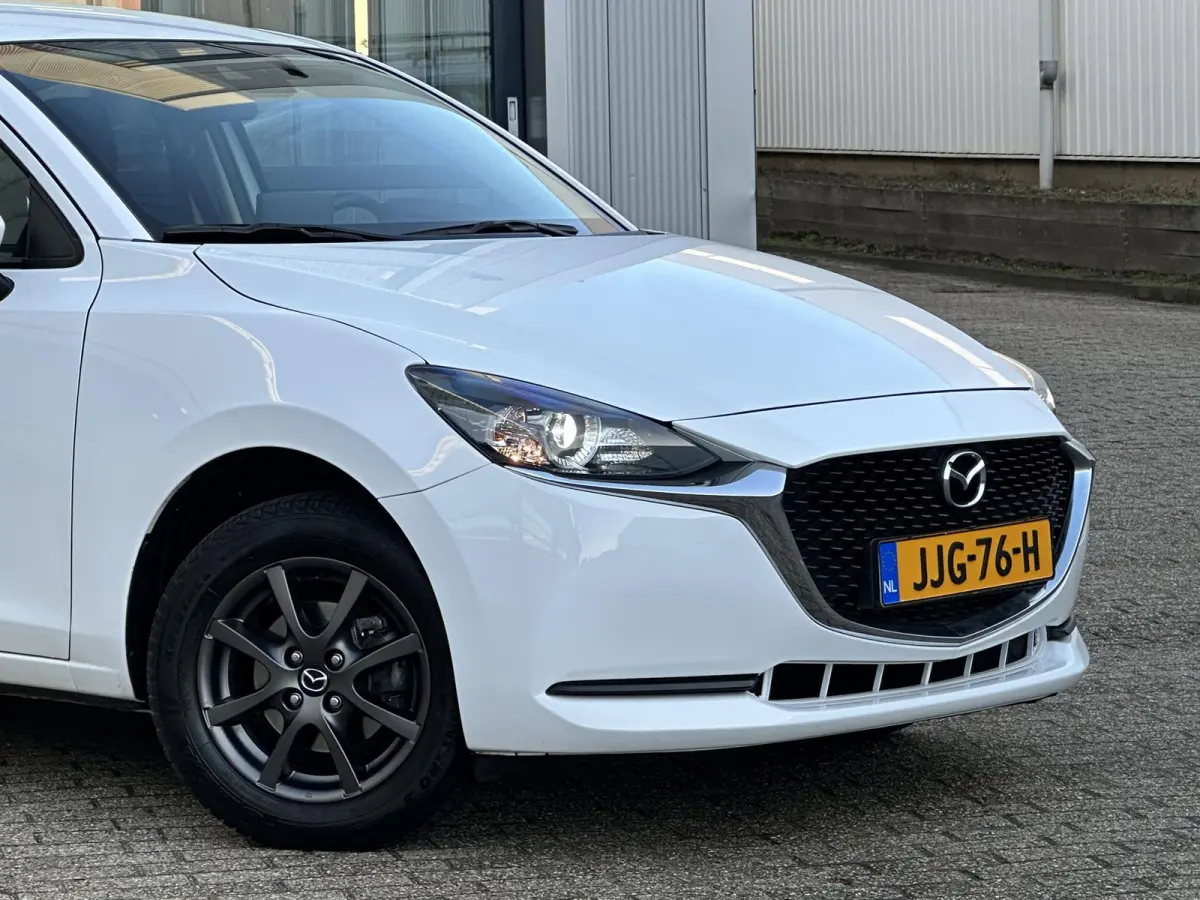 1.5 Skyactiv-G Luxury | Apple Carplay/PDC/Navi/LED koplamp/Climate Control
