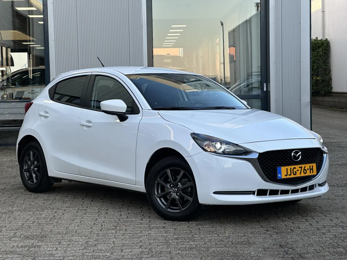 1.5 Skyactiv-G Luxury | Apple Carplay/PDC/Navi/LED koplamp/Climate Control