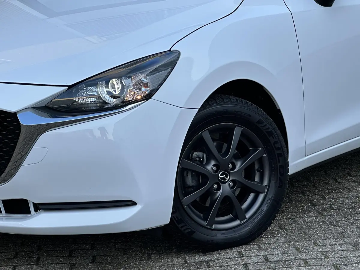 1.5 Skyactiv-G Luxury | Apple Carplay/PDC/Navi/LED koplamp/Climate Control