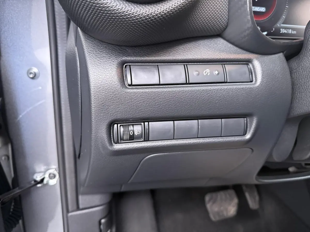 1.6 Hybrid N-Connecta | Parkeercamera | Navigatie |