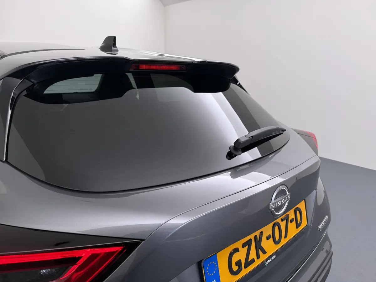 1.6 Hybrid N-Connecta | Parkeercamera | Navigatie |