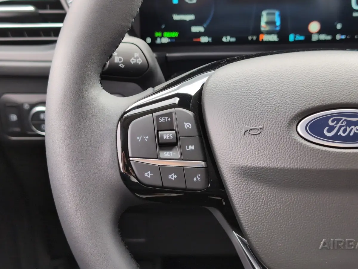 2.5 PHEV Titanium | Achteruitrijcamera | Apple Carplay/Android Auto|telefoonintegratie premium | Autonomous Emergency Braking