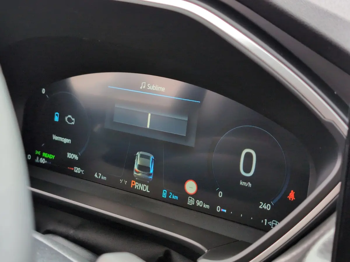 2.5 PHEV Titanium | Achteruitrijcamera | Apple Carplay/Android Auto|telefoonintegratie premium | Autonomous Emergency Braking