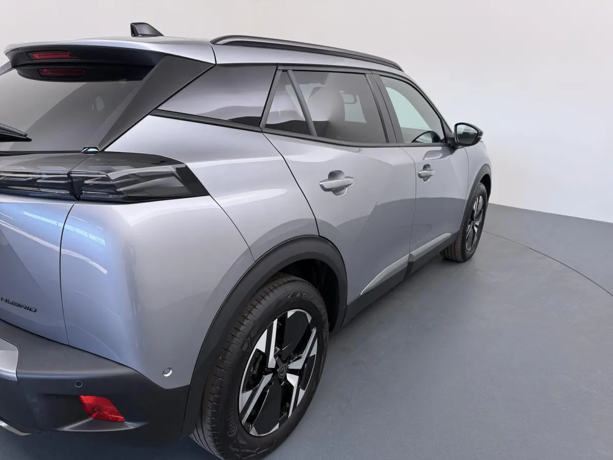 1.2 Hybrid 136 Allure | Automaat | Camera | Apple CarPlay | Navi |
