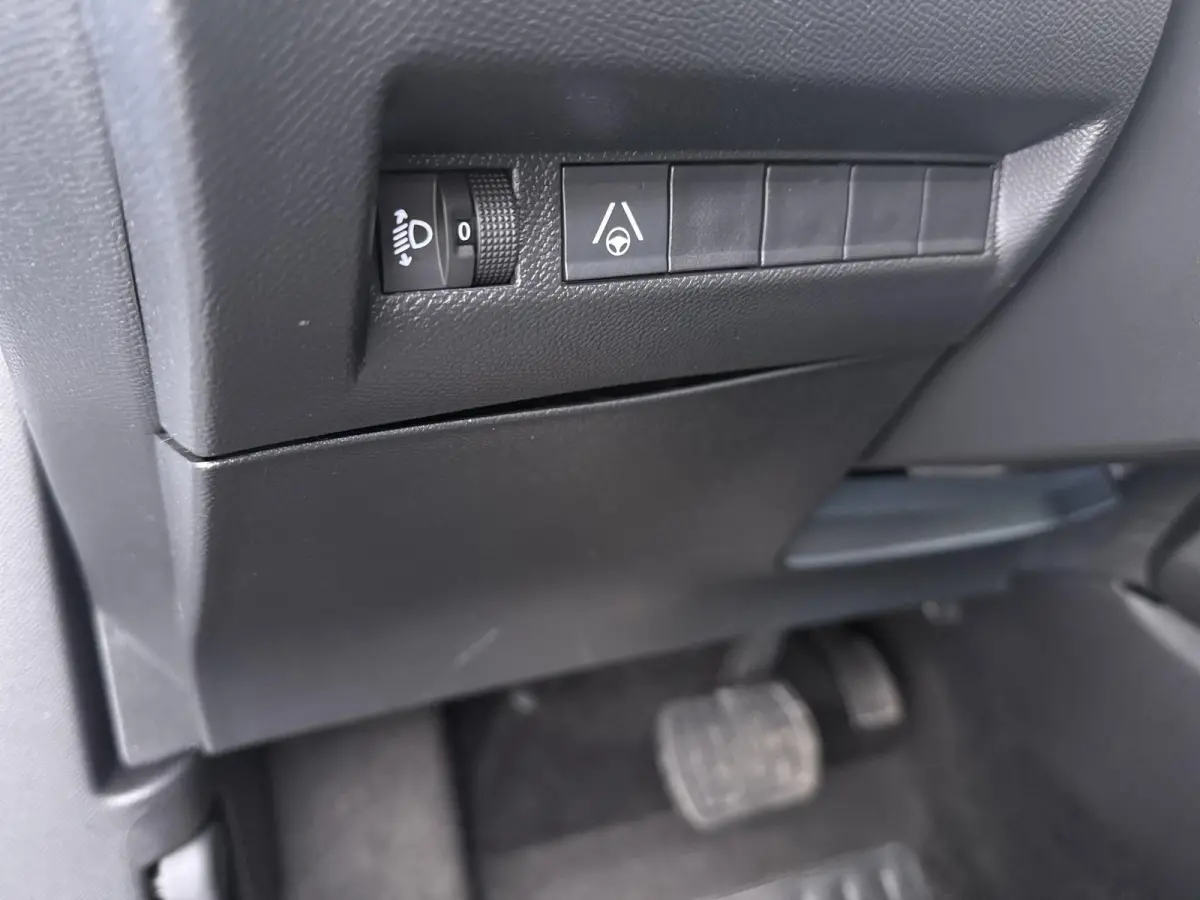 1.2 Hybrid 136 Allure | Automaat | Camera | Apple CarPlay | Navi |