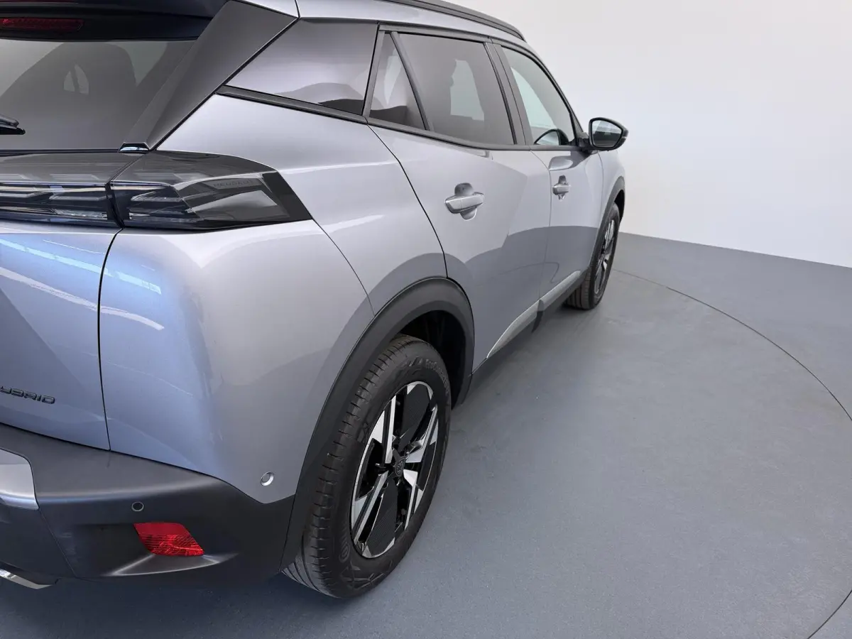 1.2 Hybrid 136 Allure | Automaat | Camera | Apple CarPlay | Navi |