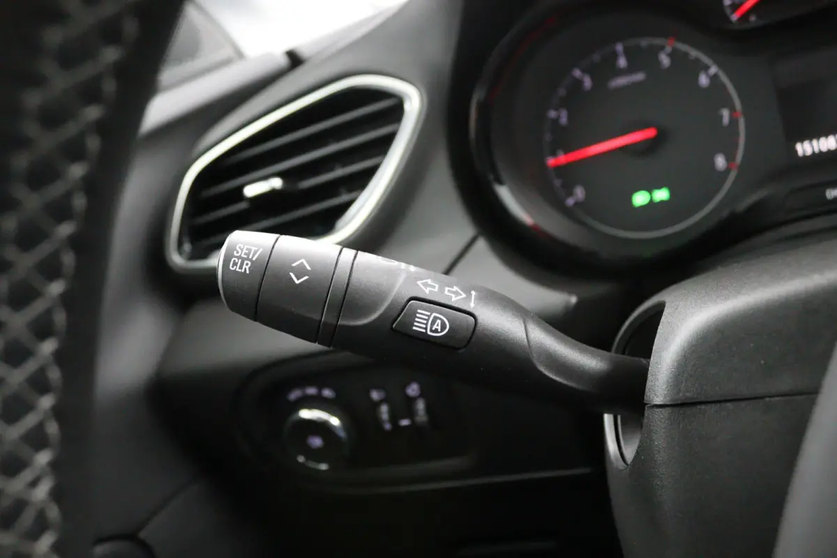 1.2 Turbo Business*ACC*CRUISE*NAVI*HAAK*CARPLAY*