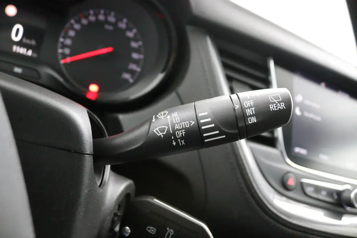 1.2 Turbo Business*ACC*CRUISE*NAVI*HAAK*CARPLAY*