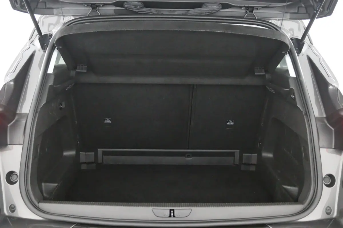 1.2 Turbo Business*ACC*CRUISE*NAVI*HAAK*CARPLAY*