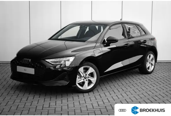 Advanced edition, A3 (2025) | Aluminium optiek in het interieur | Assistentiepakket Rijden en Parkeren Plus | Audi virtual cockpit