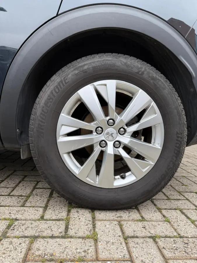1.2 Benzine | 5 zitplaatsen | Hoge instap