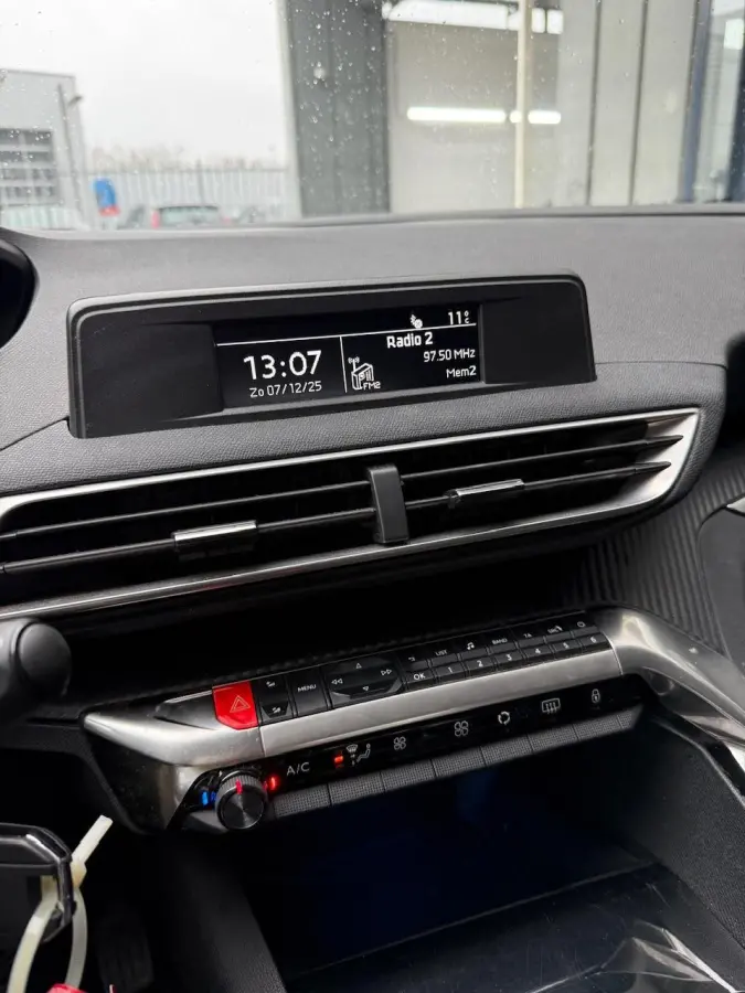 1.2 Benzine | 5 zitplaatsen | Hoge instap
