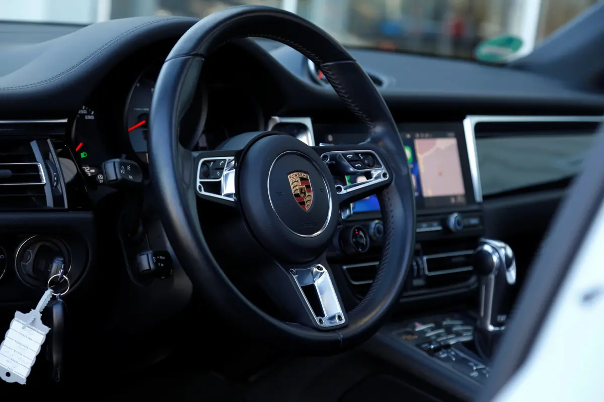 3.0S 4WD 354PK*Perfect Porsche Onderh.*Pano/PASM Luchtvering/Sportuitlaat/Pano/Bose/Sport Chrono/Sportstuur/Stoelverw.V+A/Stuurverw./Stoelkoeling/Camera/Memorie/Dodehoek/Elek. Klep/21 inch L