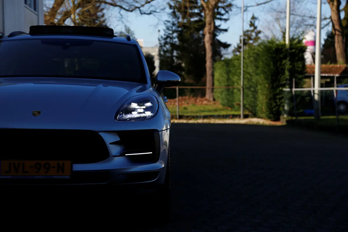 3.0S 4WD 354PK*Perfect Porsche Onderh.*Pano/PASM Luchtvering/Sportuitlaat/Pano/Bose/Sport Chrono/Sportstuur/Stoelverw.V+A/Stuurverw./Stoelkoeling/Camera/Memorie/Dodehoek/Elek. Klep/21 inch L