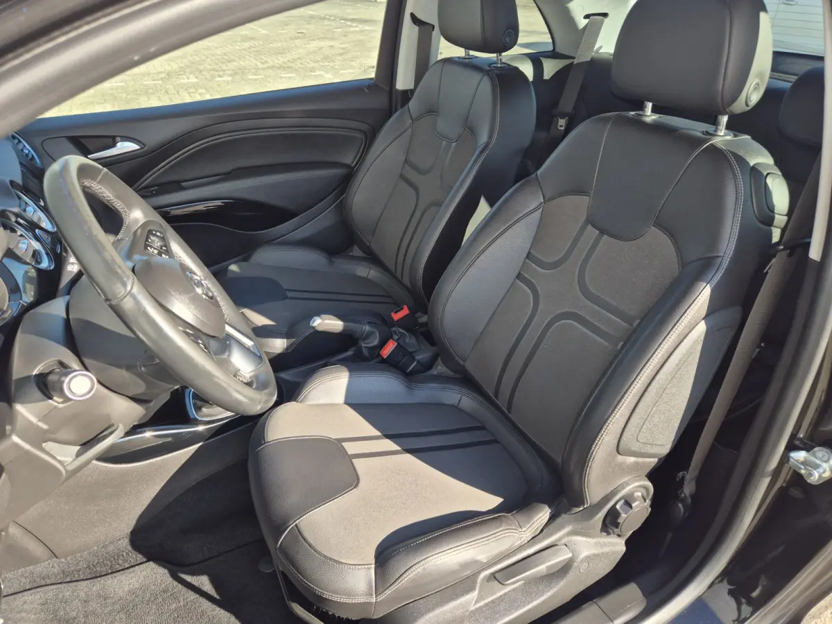 1.0 Turbo Rocks Ilvy Favourite,airco,cruisecontrol,parkeersensoren,