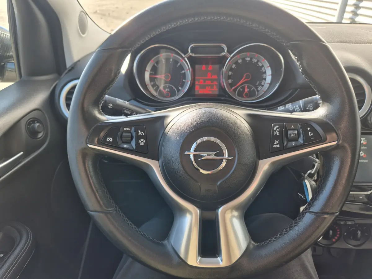 1.0 Turbo Rocks Ilvy Favourite,airco,cruisecontrol,parkeersensoren,