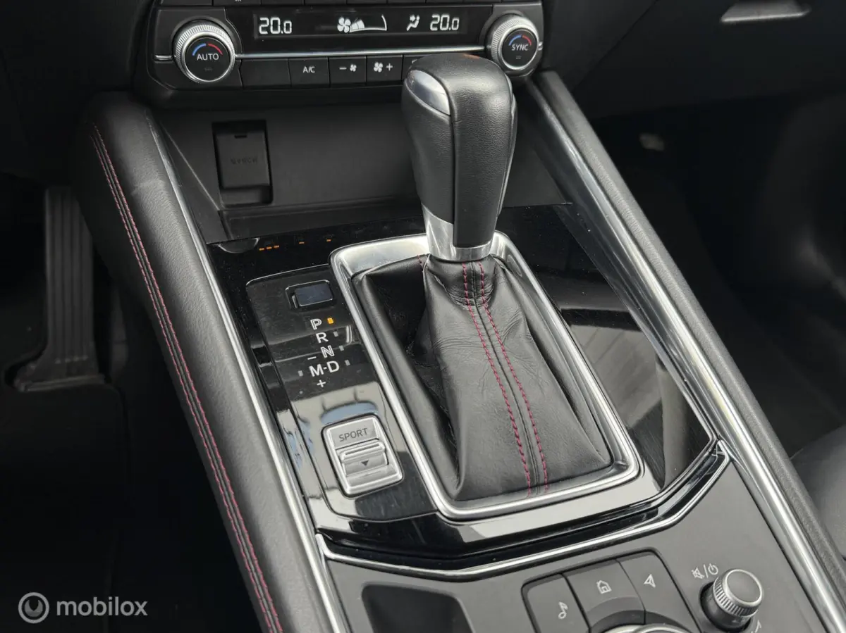 2.0 SkyActiv-G 165 Sportive Navi Carplay 360 Camera Alcantara 19 inch Bose ACC
