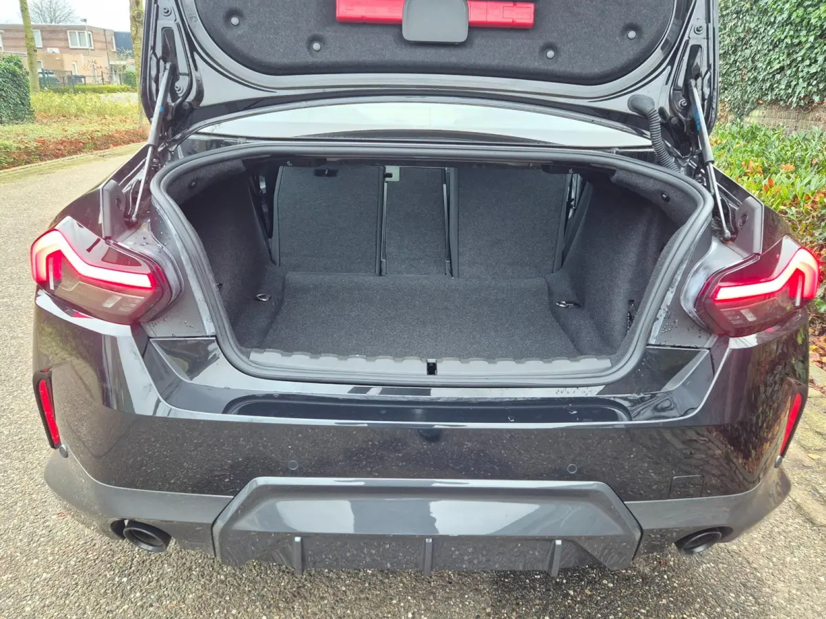 220i M Sport 50-jahre Edition Fabrieksgarantie Schuifdak NAP NL CarPlay Camera 100% Dealeronderhouden RIJKLAAR