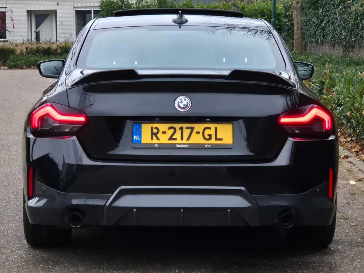 220i M Sport 50-jahre Edition Fabrieksgarantie Schuifdak NAP NL CarPlay Camera 100% Dealeronderhouden RIJKLAAR