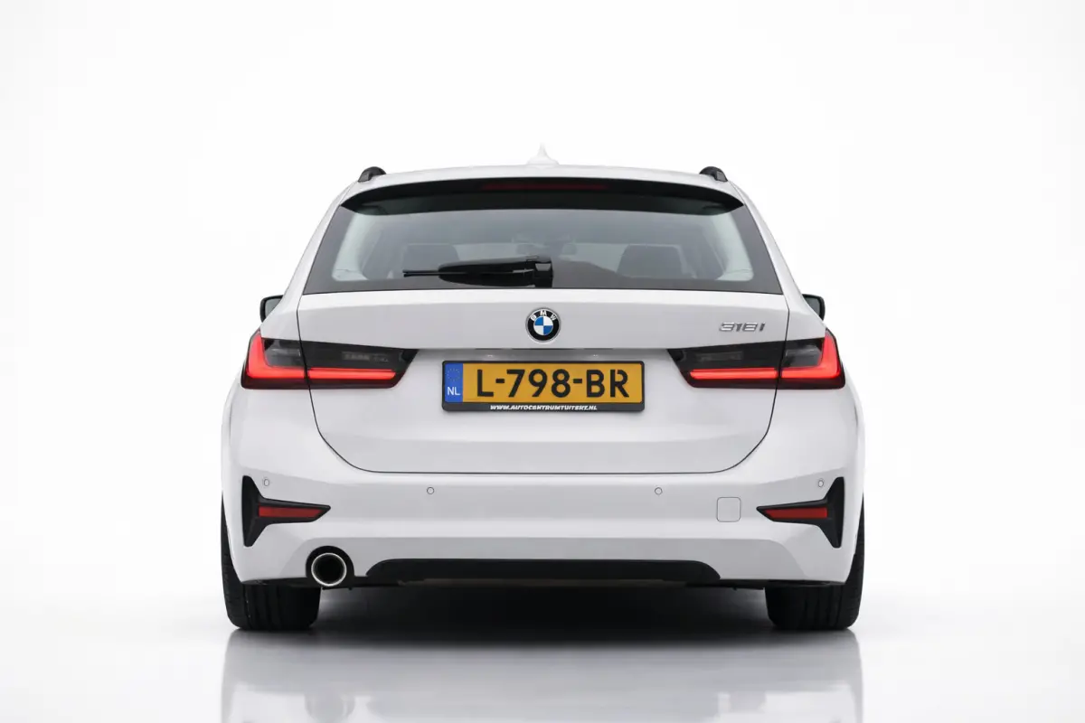 3 Serie High Executive Sport Line | TREKHAAK | APPLE CARPLAY | NAP | DEALER ONDERHOUDEN | ANDROID AUTO