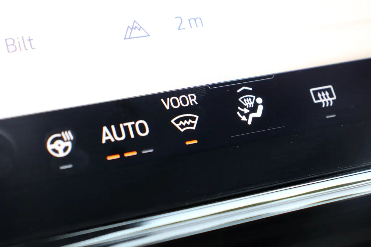 1.0EB ST-LINE AUTOMAAT | NL-AUTO! | WINTERPACK | COMFORTPACK | DEMO DEAL! | DRAADLOOS APPLE CARPLAY & ANDROID AUTO | NAVI | CLIMA | CRUISE | PARK SENS | PERFECTE STAAT!
