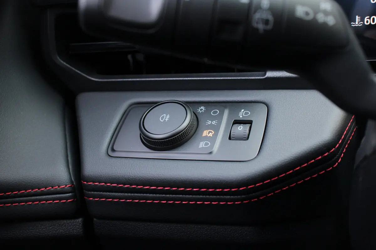 1.0EB ST-LINE AUTOMAAT | NL-AUTO! | WINTERPACK | COMFORTPACK | DEMO DEAL! | DRAADLOOS APPLE CARPLAY & ANDROID AUTO | NAVI | CLIMA | CRUISE | PARK SENS | PERFECTE STAAT!