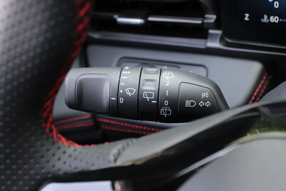 1.0EB ST-LINE AUTOMAAT | NL-AUTO! | WINTERPACK | COMFORTPACK | DEMO DEAL! | DRAADLOOS APPLE CARPLAY & ANDROID AUTO | NAVI | CLIMA | CRUISE | PARK SENS | PERFECTE STAAT!
