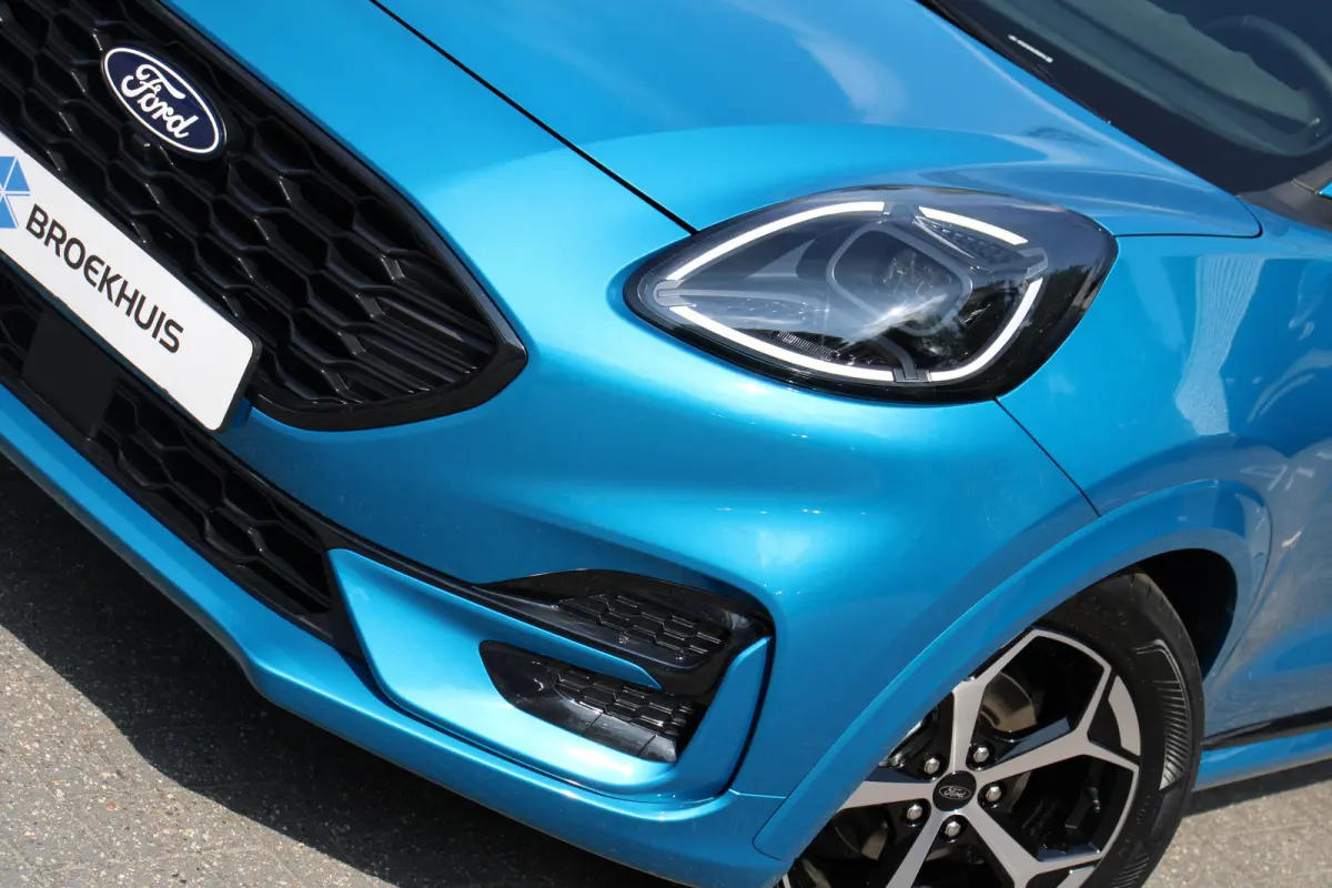 1.0EB ST-LINE | NL-AUTO! | WINTERPACK | DEMO DEAL! | DRAADLOOS APPLE CARPLAY & ANDROID AUTO | CAMERA | PARKEERSENSOREN | PERFECTE STAAT!|