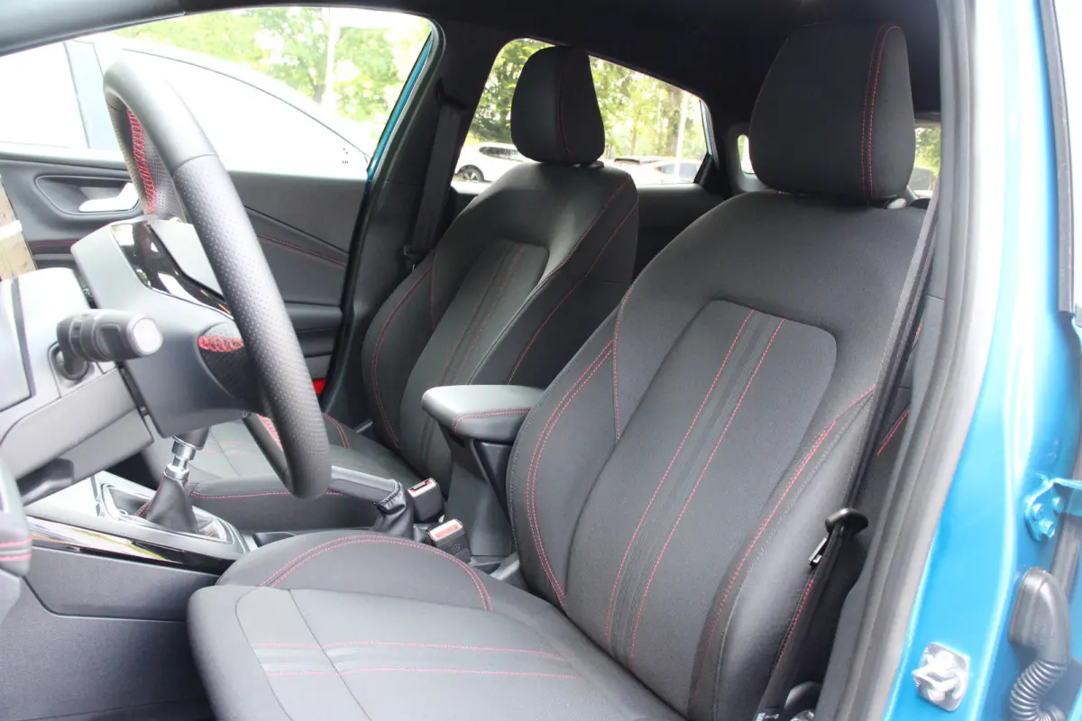 1.0EB ST-LINE | NL-AUTO! | WINTERPACK | DEMO DEAL! | DRAADLOOS APPLE CARPLAY & ANDROID AUTO | CAMERA | PARKEERSENSOREN | PERFECTE STAAT!|