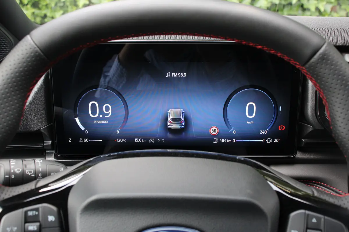 1.0EB ST-LINE | NL-AUTO! | WINTERPACK | DEMO DEAL! | DRAADLOOS APPLE CARPLAY & ANDROID AUTO | CAMERA | PARKEERSENSOREN | PERFECTE STAAT!|