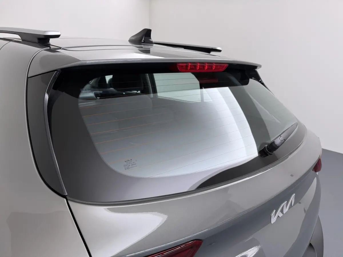 1.0 T-GDi MHEV DynamicLine | Automaat | Trekhaak | Navigatie | Lage km-stand |