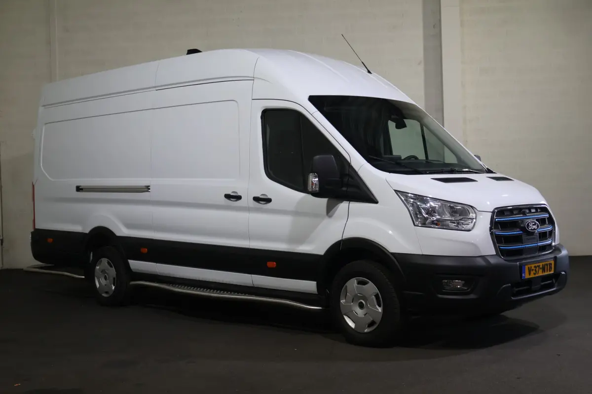 350 L4 H3 Trend 68 kWh Post NL Inrichting