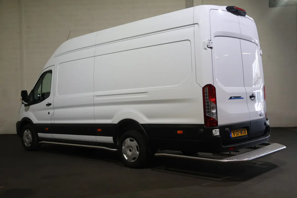 350 L4 H3 Trend 68 kWh Post NL Inrichting
