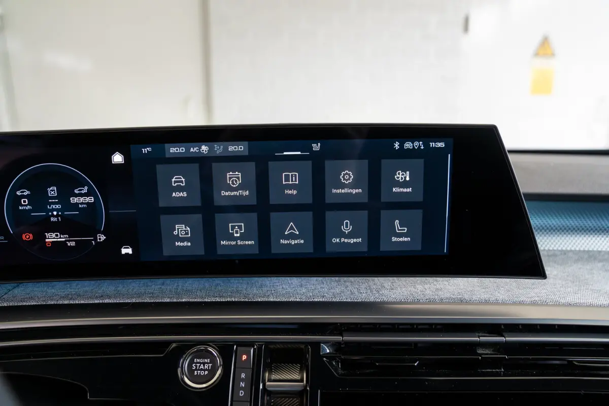 1.2 Hybrid 136 GT | Achterbank in delen neerklapbaar | Achteruitrijcamera | Apple Carplay/Android Auto|telefoonintegratie premium