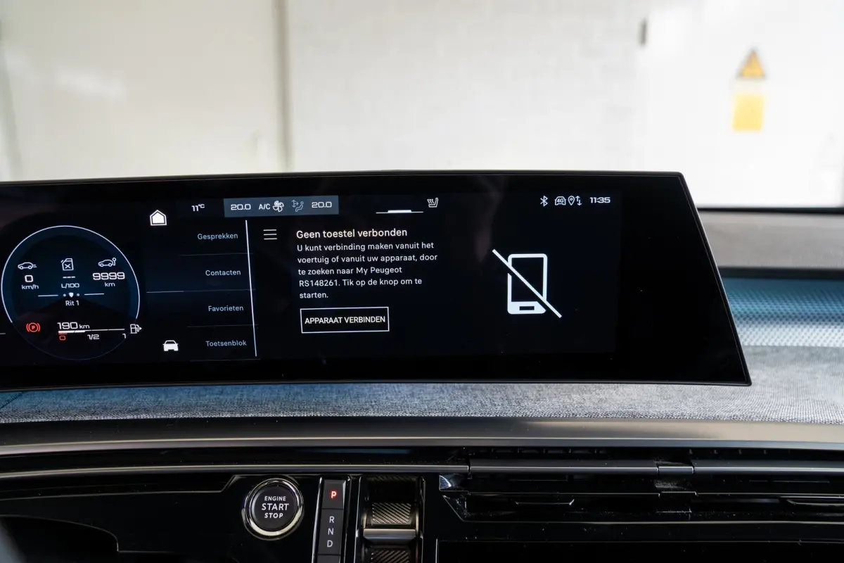 1.2 Hybrid 136 GT | Achterbank in delen neerklapbaar | Achteruitrijcamera | Apple Carplay/Android Auto|telefoonintegratie premium