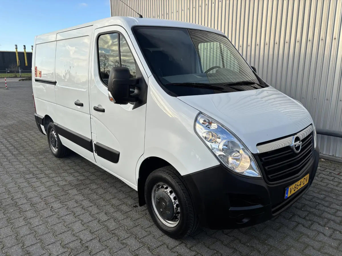 2.3 CDTI L2H1*A/C*CRUISE*LAADKLEP*3PERS*TEL*2500KG