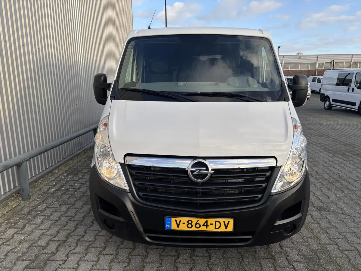 2.3 CDTI L2H1*A/C*CRUISE*LAADKLEP*3PERS*TEL*2500KG