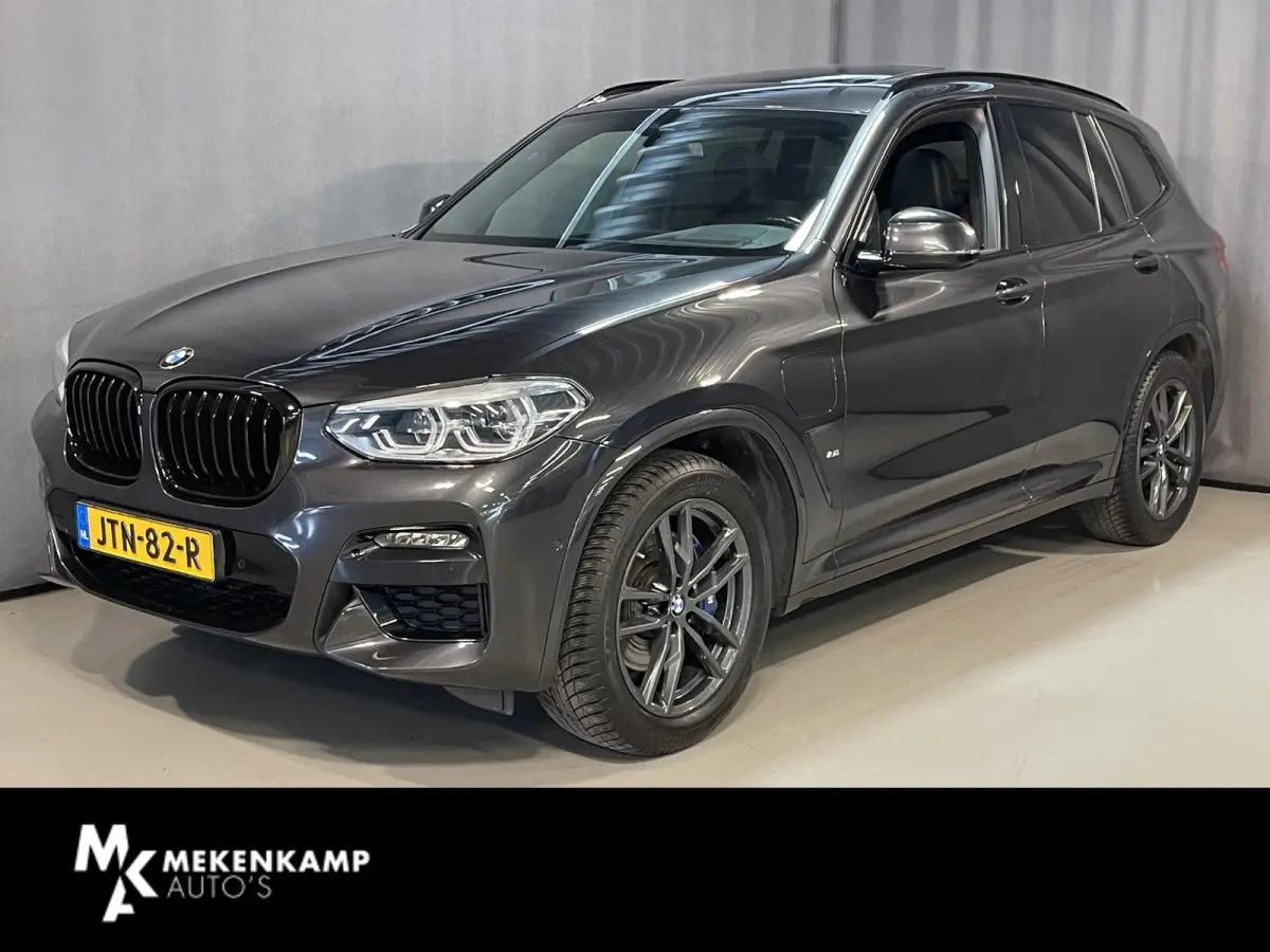 xDrive30e High Executive M Sport 19"/SOH 88%/Leder/Panoramadak/Trekhaak/Keyless/Head-up/Stoelverwarming/Sfeerverlichting/Camera/Apple Carplay & Android Auto