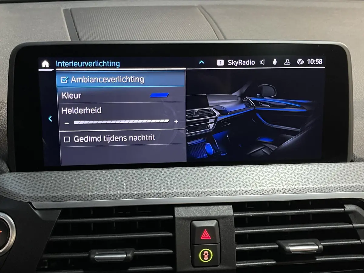 xDrive30e High Executive M Sport 19"/SOH 88%/Leder/Panoramadak/Trekhaak/Keyless/Head-up/Stoelverwarming/Sfeerverlichting/Camera/Apple Carplay & Android Auto