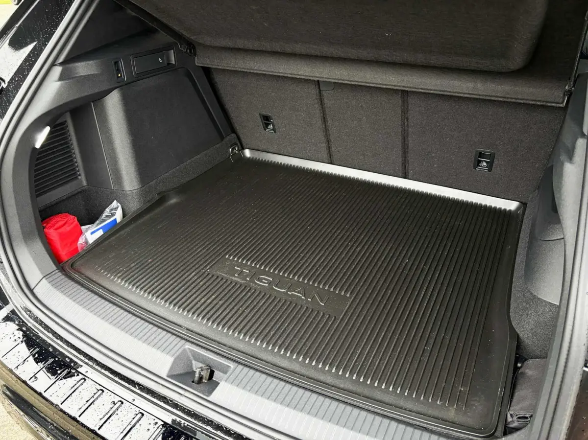 1.5 eHybrid 204pk DSG R-Line Edition | Panoramadak | Trekhaak | Massagestoelen