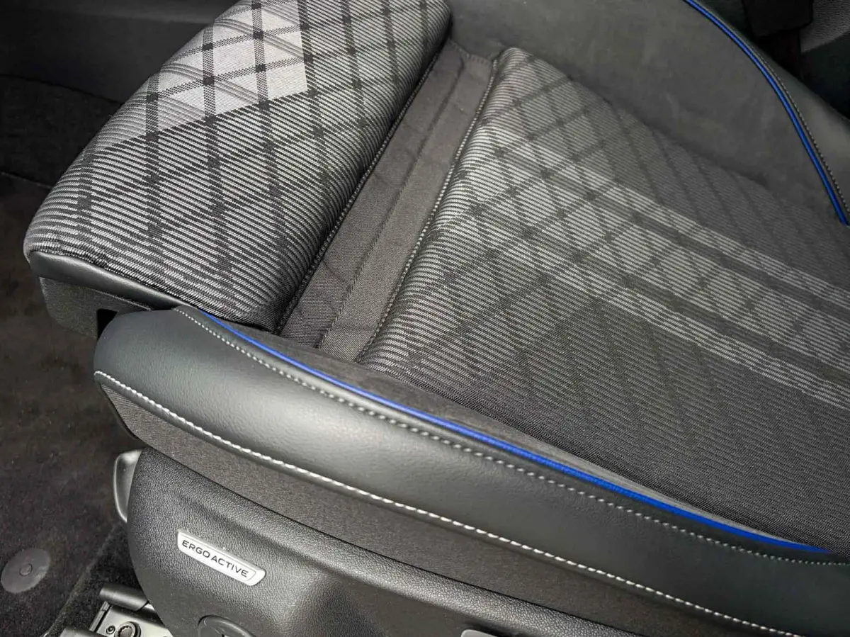 1.5 eHybrid 204pk DSG R-Line Edition | Panoramadak | Trekhaak | Massagestoelen
